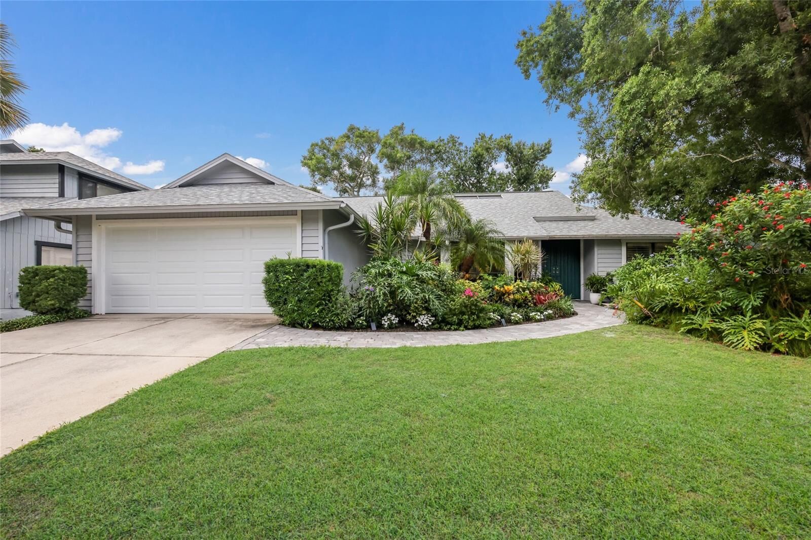 Property Photo: 851 Faulkwood Court FL 34232