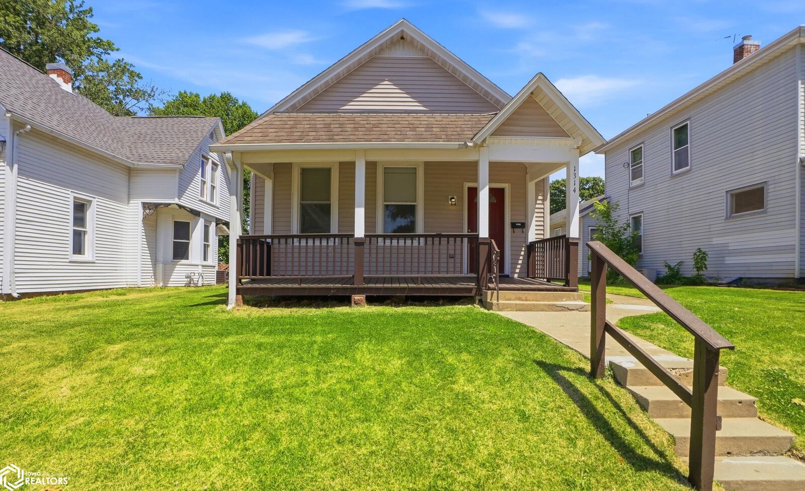 Property Photo:  1314 N 7th Street  IA 52601 