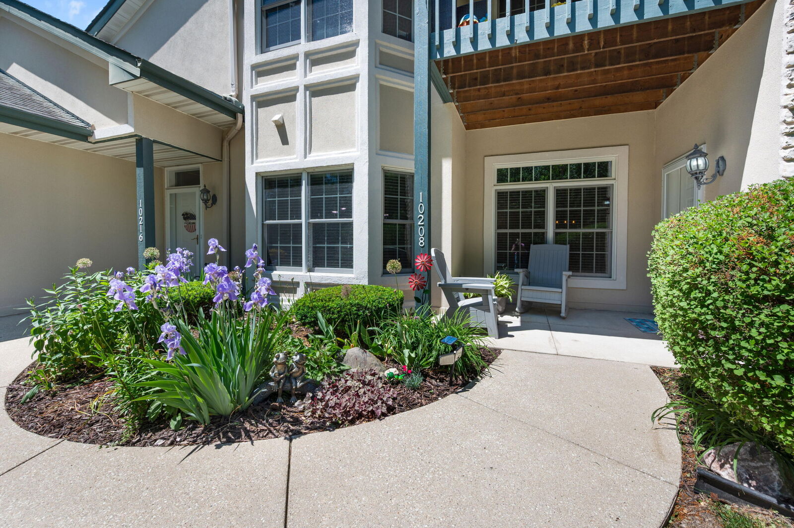 Property Photo:  10208 W Deerwood Ln  WI 53132 