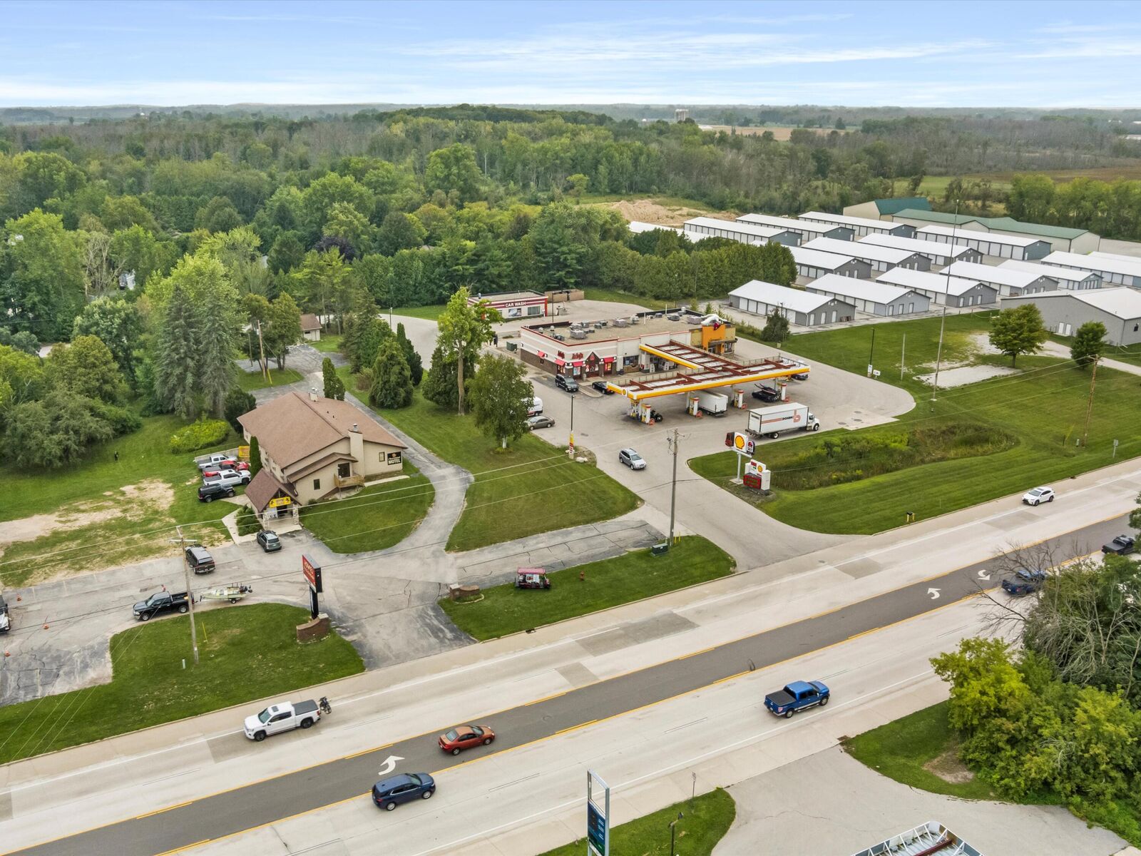 Property Photo: 1331 Green Bay Rd WI 54235