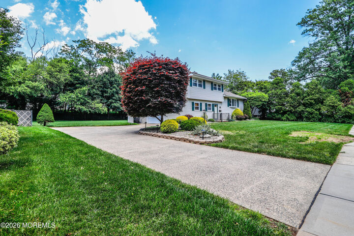 Property Photo:  5 Overhill Road  NJ 08816 