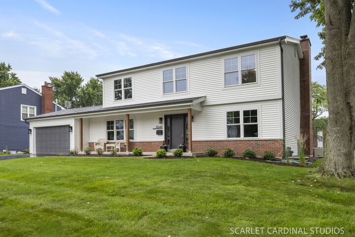 Property Photo:  1048 Summit Hills Lane  IL 60563 