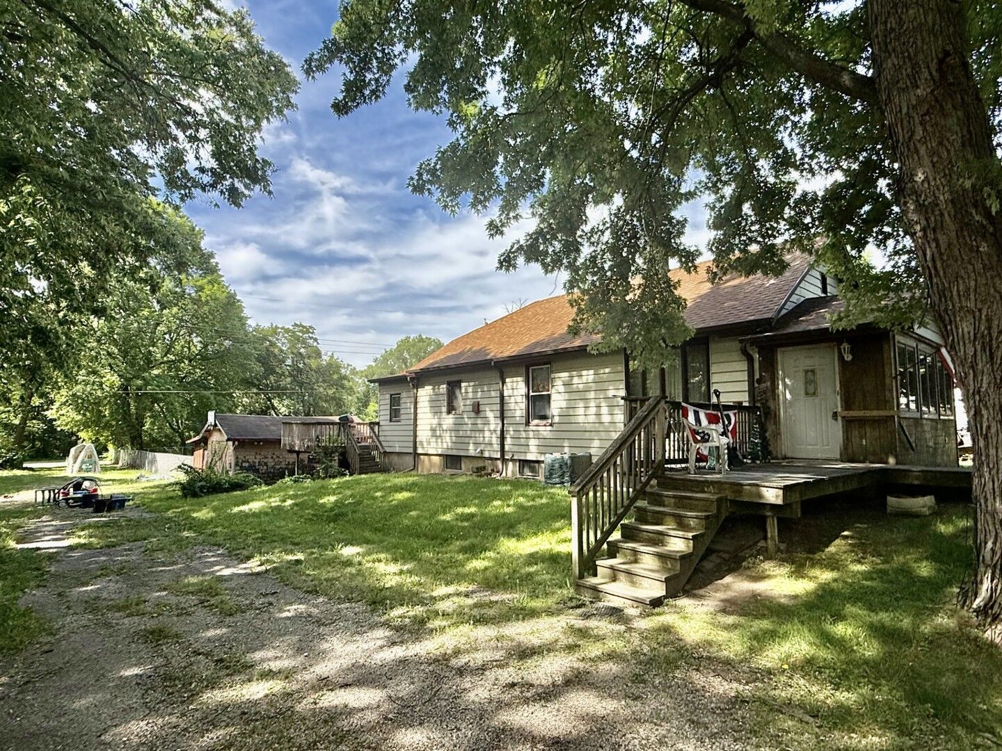 Property Photo: 1223 St Paul Street IL 61322