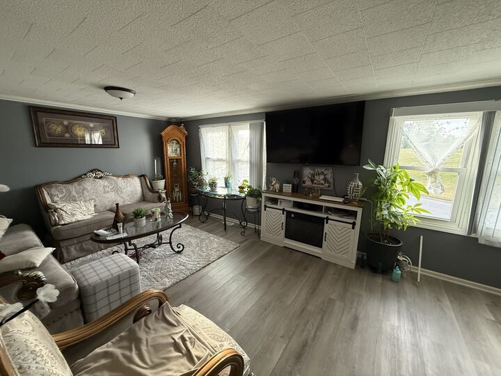 Property Photo: 115 Tollview Road IL 60123