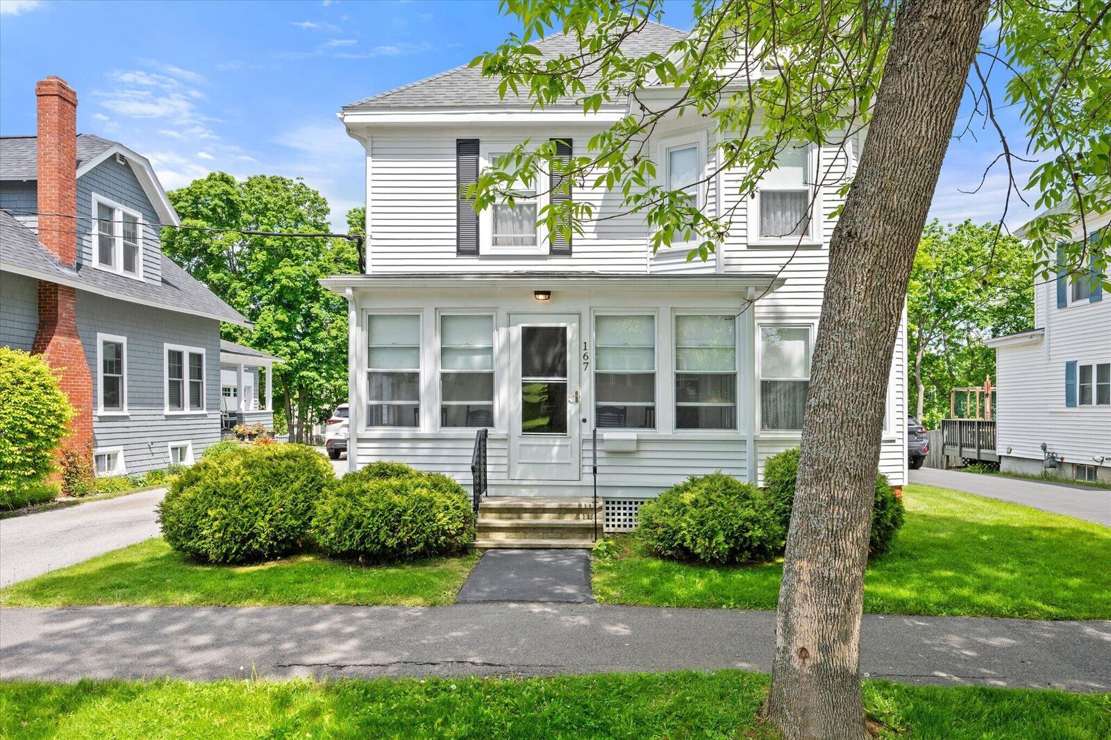 Property Photo:  167 Maple Street  ME 04401 