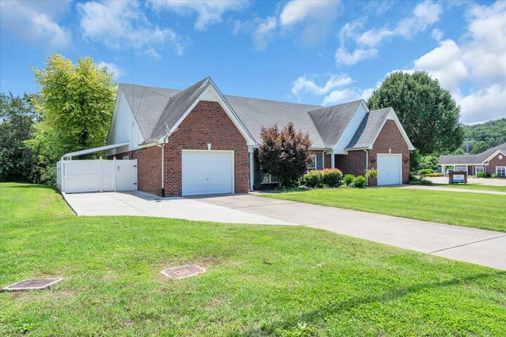 Property Photo:  659 Potomac Pl  TN 37167 