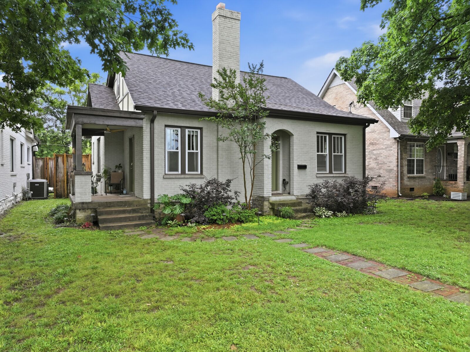 Property Photo: 1010 Maxwell Ave TN 37206