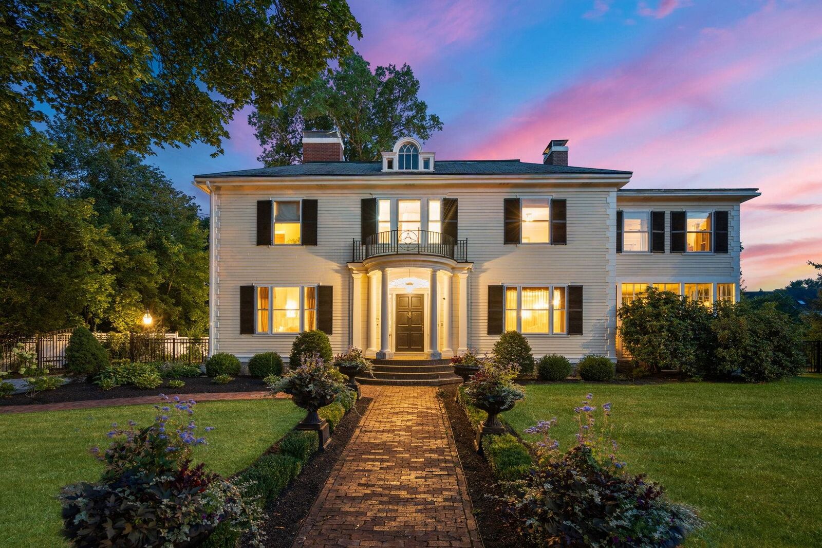 Property Photo:  98 Silver Street  NH 03820 