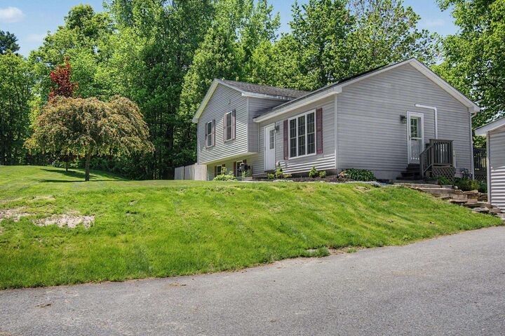 Property Photo:  354 Old Stage Road  VT 05468 