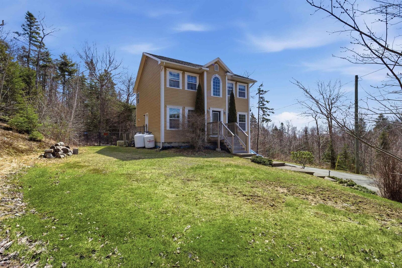 Photo de la propriété:  130 Snowberry Court  NS B4E 3H6 