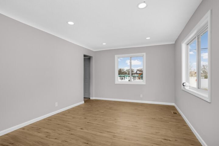Property Photo:  4533 Welcome Avenue N  MN 55422 