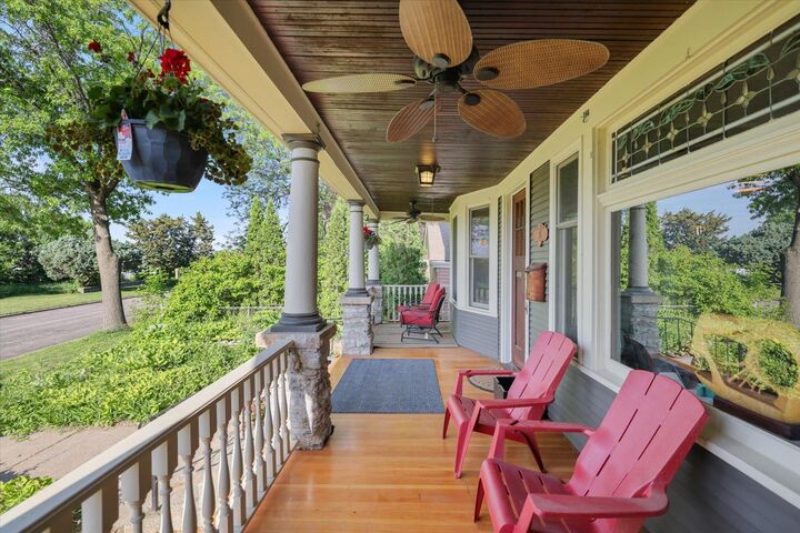 Property Photo:  76 Prospect Boulevard  MN 55107 