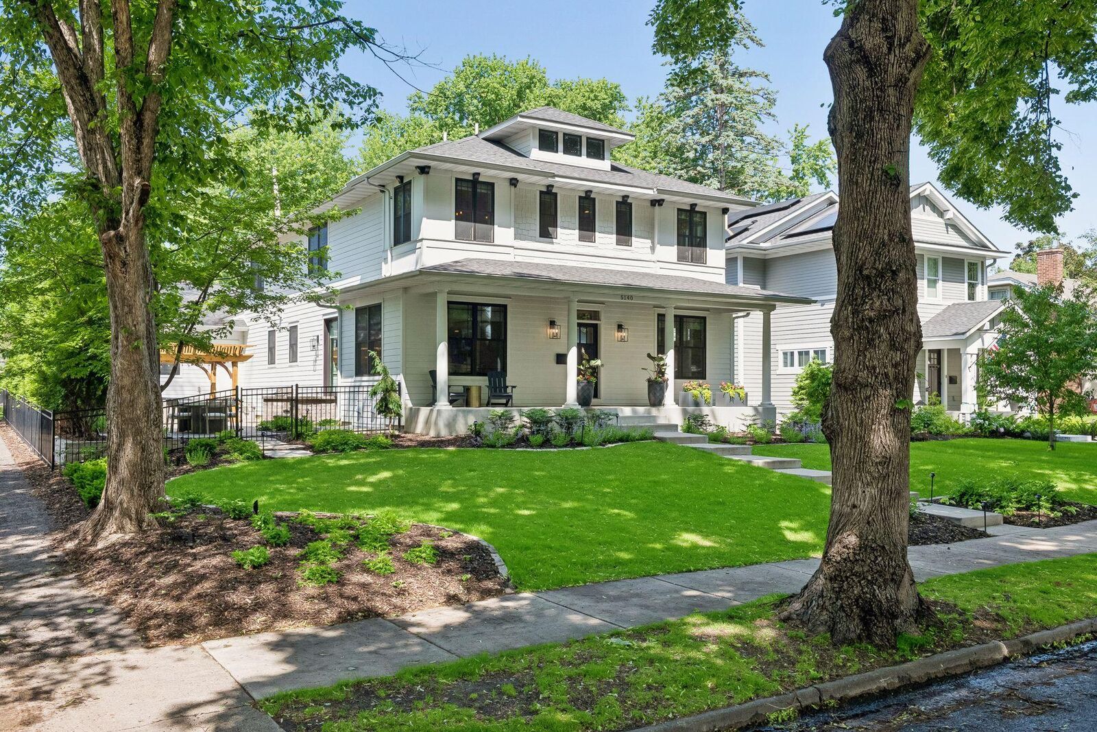 Property Photo: 5140 Chowen Avenue S MN 55410