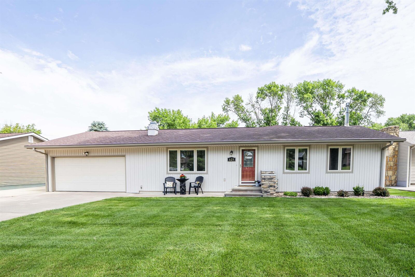 Property Photo:  629 N Lynn Dr  IA 51031 
