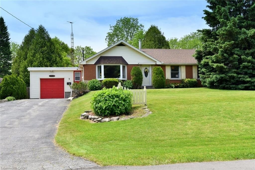 Property Photo:  9 Wesite Avenue  ON L9H 5M1 