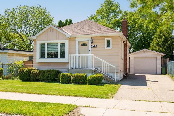 Property Photo:  420 Upper Gage Avenue  ON L8V 4H9 