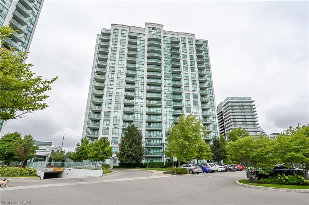 Property Photo:  4900 Glen Erin Drive 1611  ON L5M 7S2 
