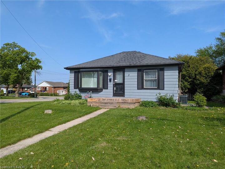 Property Photo:  3 Maitland Avenue  ON L9A 3J4 