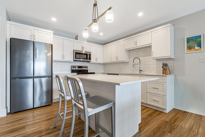 Property Photo:  562 Malpeque Rd Road 103  PE C1E 0J4 