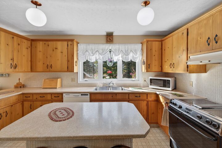 Property Photo:  697 Route 12  PE C0B 1T0 