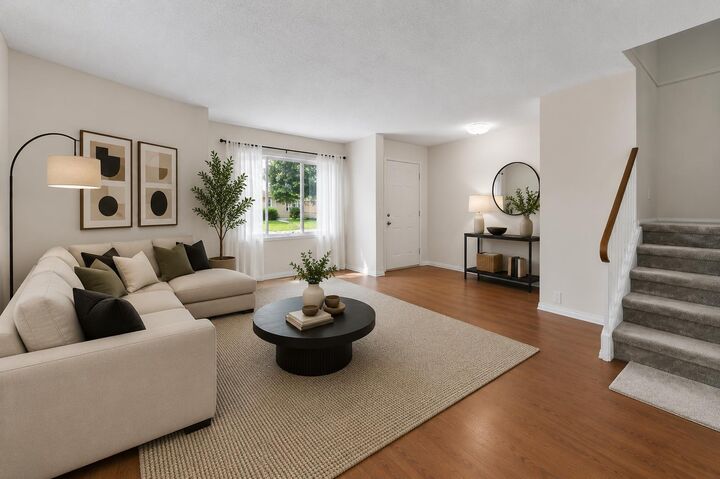 Property Photo:  630 Sabrina Road SW 37  AB T2W 2N7 