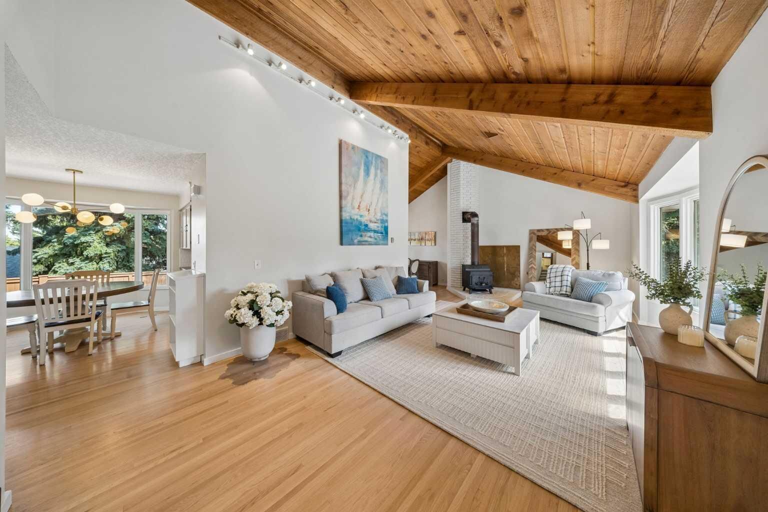Photo de la propriété:  7 Brookpark Bay SW  AB T2W 2R7 