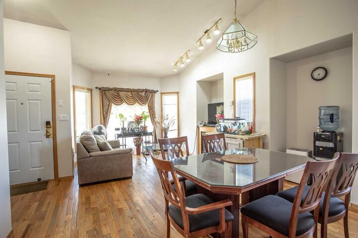 Property Photo:  10415 106 Street  AB T0H 1Z0 