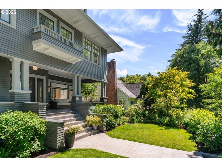 Property Photo:  1646 SE Elliott Ave  OR 97214 