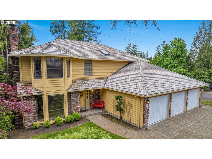 Property Photo:  6401 SW Dolph Dr  OR 97219 