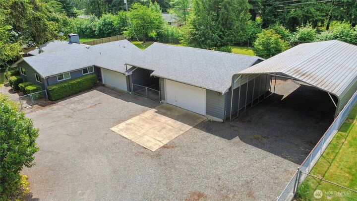 Property Photo:  6006  48th Avenue E  WA 98443 