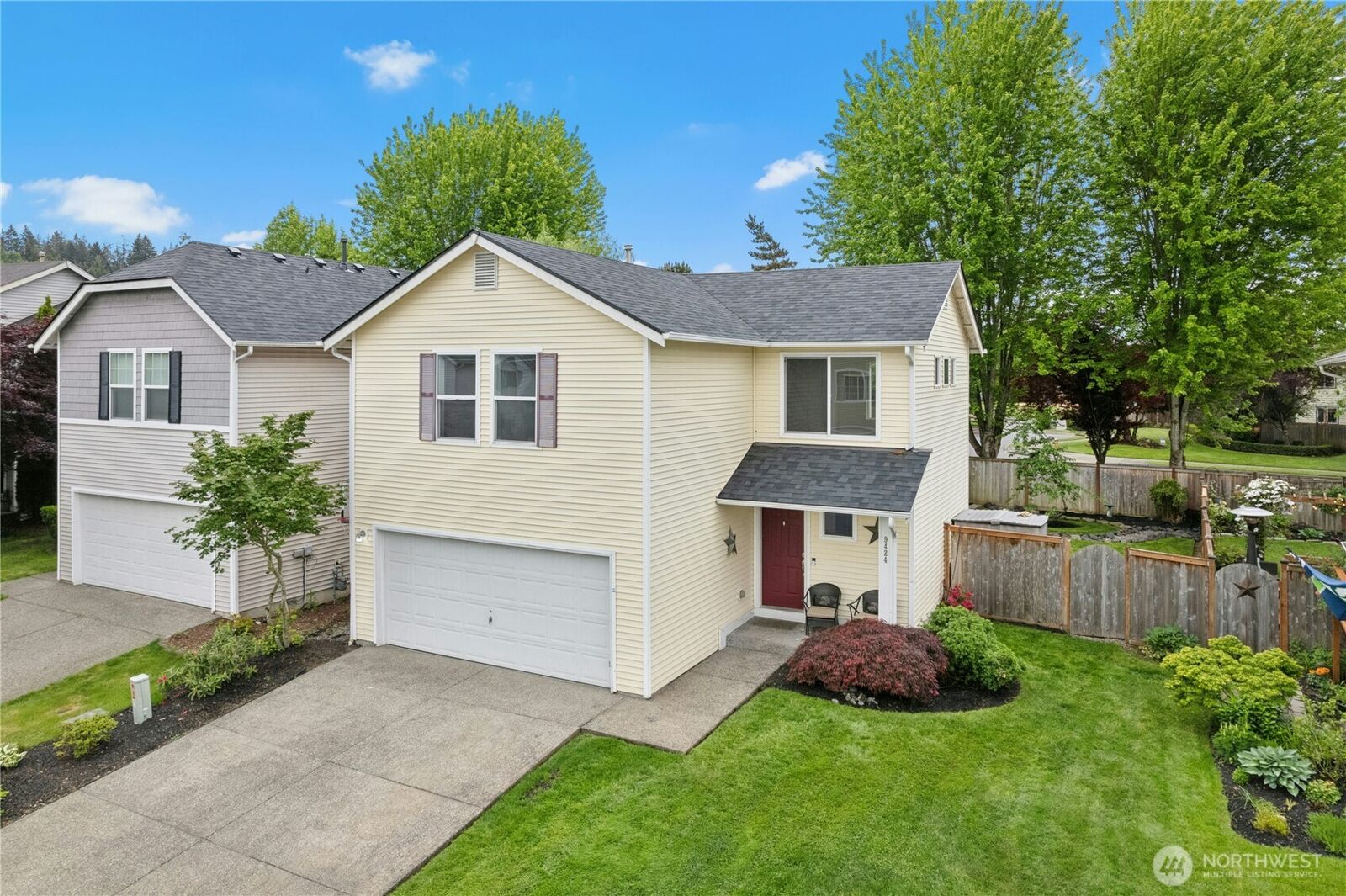Property Photo:  9424  187th Street Ct E  WA 98375 