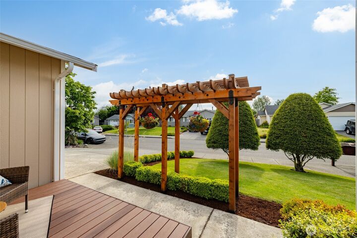 Property Photo:  1004 S 28th Street  WA 98274 