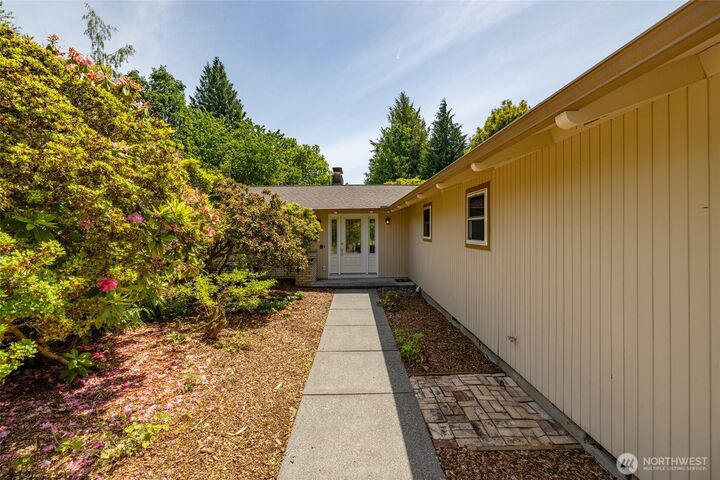 Property Photo:  21316  Rolling Ridge Dr.  WA 98284 