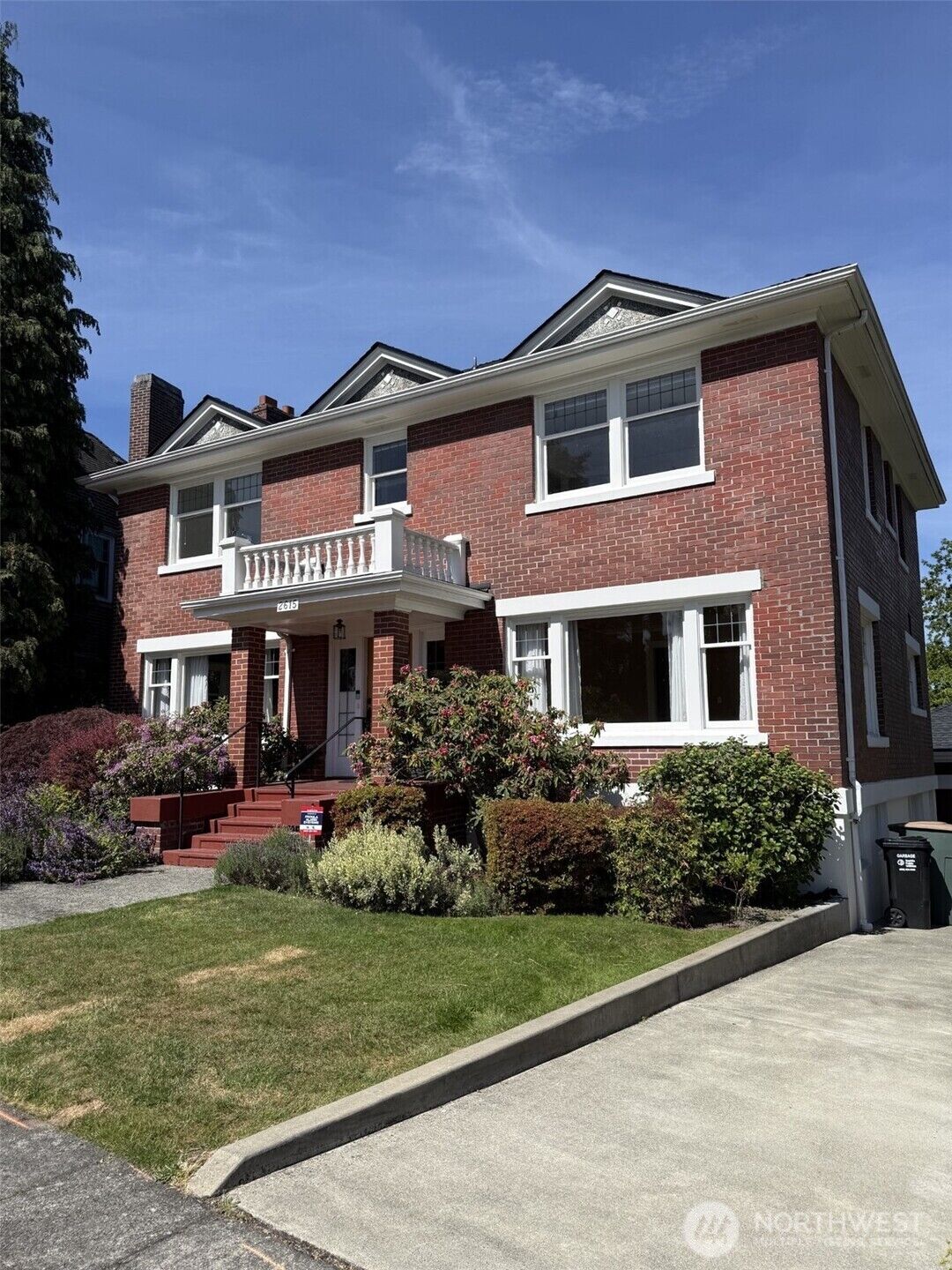 Property Photo:  2615  Mount St Helens Place S  WA 98144 