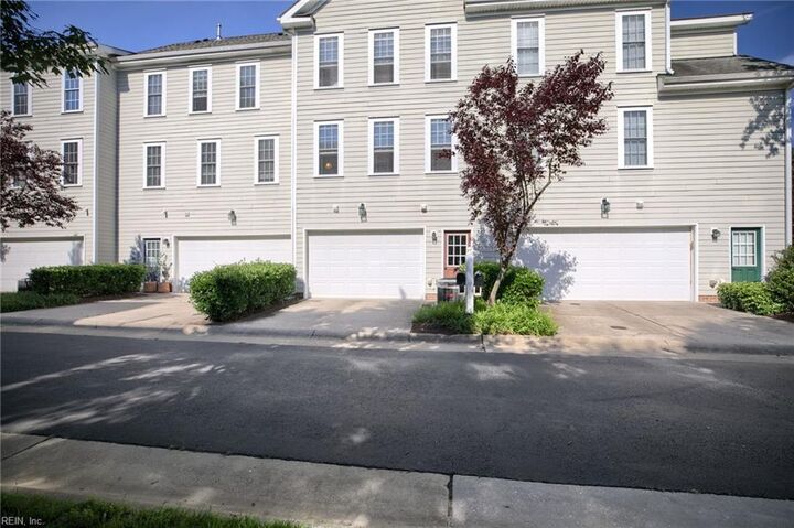 Property Photo: 5624 Foundation St VA 23188