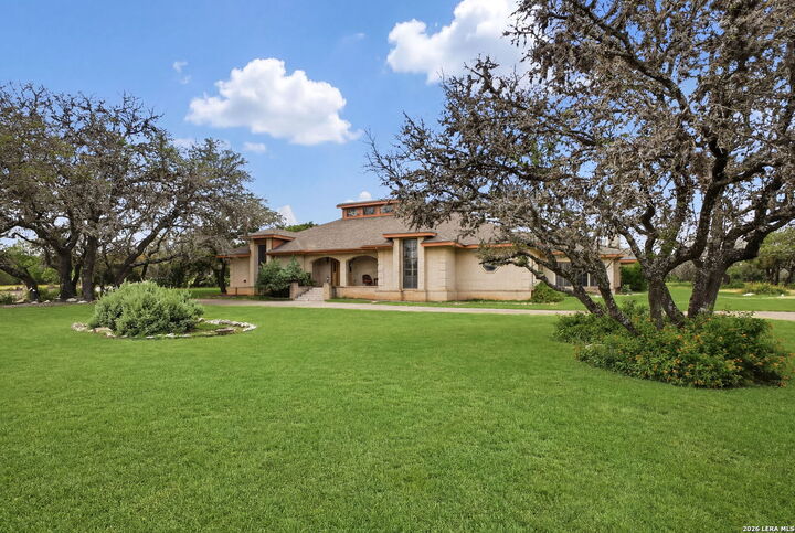 Property Photo:  25609 Hazy Hollow  TX 78255 