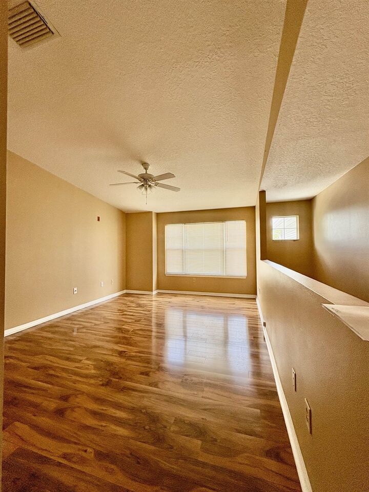 Property Photo:  15207 Harbour Vista Cir  FL 32080 