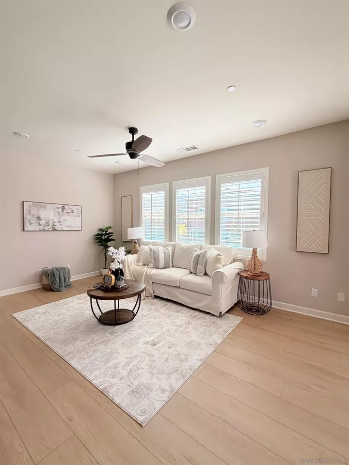 Property Photo: 10849 Blake Way CA 92129