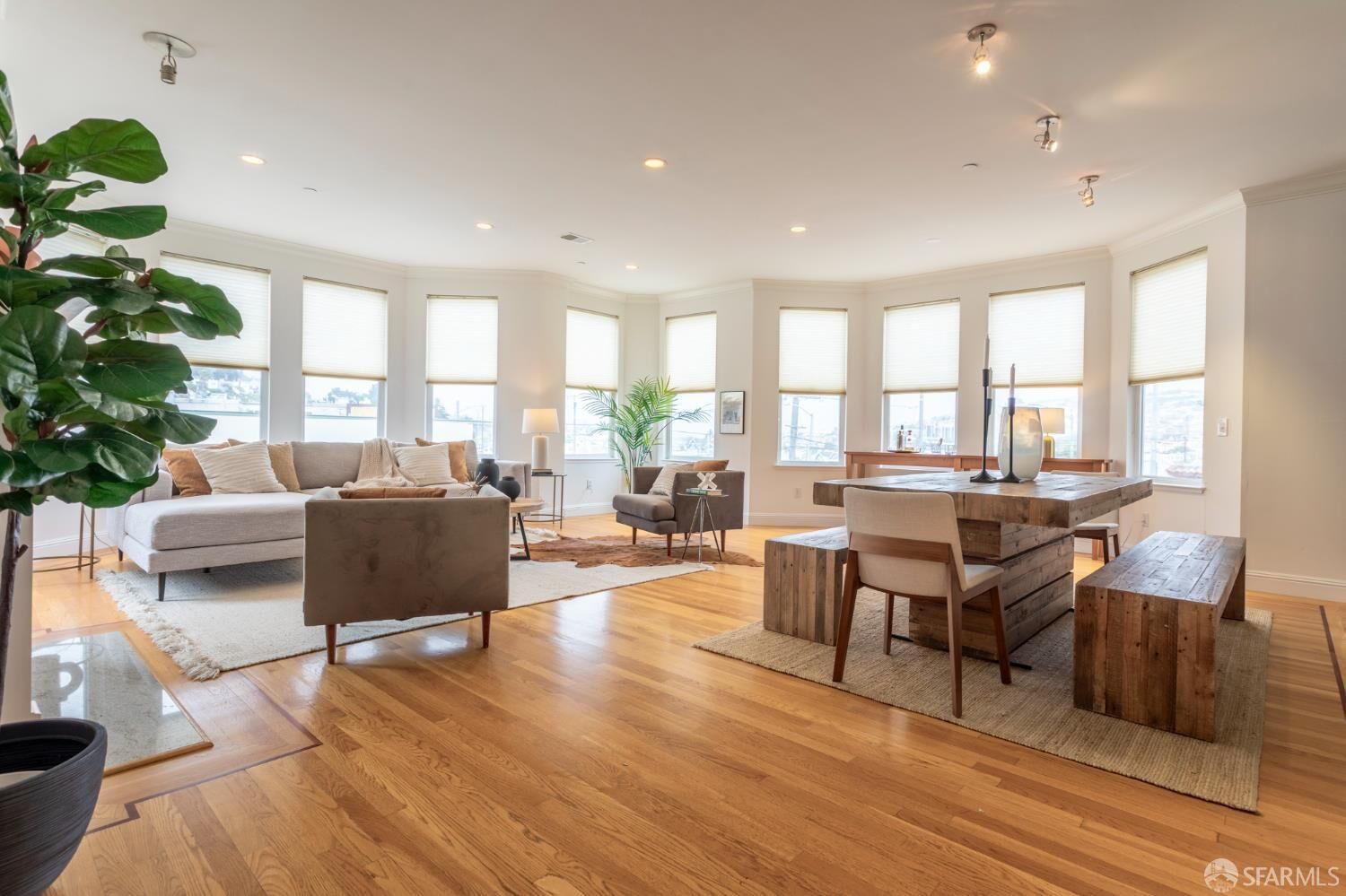 Property Photo:  305 Santa Rosa Avenue 4  CA 94112 