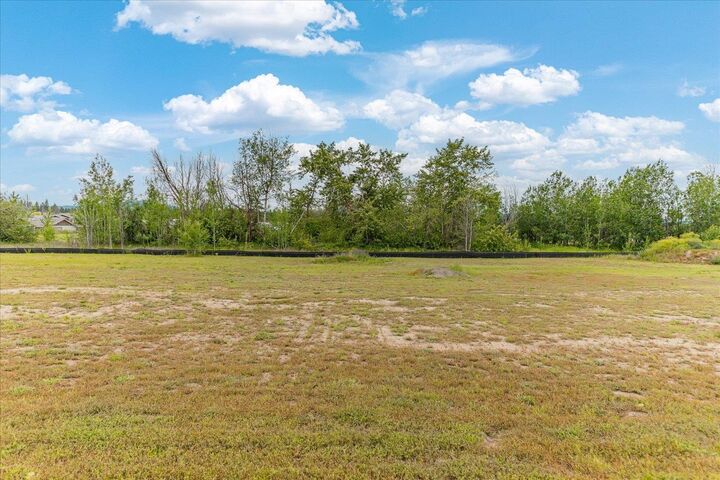 Property Photo:  826 S Colville Rd  WA 99006 