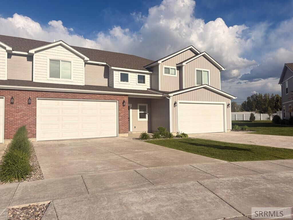 Property Photo:  1170 Jaylee Drive 2  ID 83442 