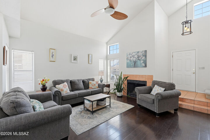 Property Photo:  3050 W Country Meadow Drive  AZ 85742 