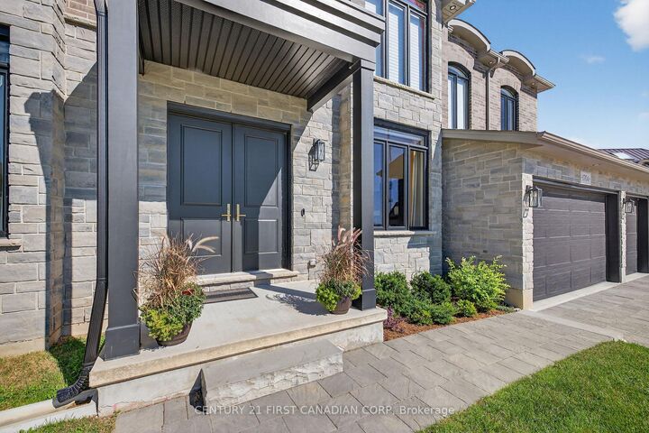 Property Photo:  1704 Upper West Avenue  ON N6K 0K6 