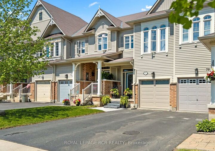 77 Cathedral Court — photo 1