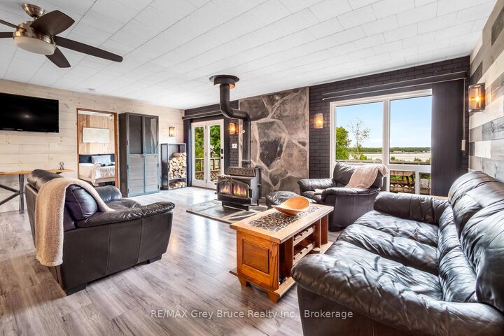 68 Tamarac Road — photo 1