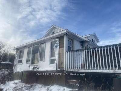 Property Photo: 22 Grizzly Street ON P0V 2B0