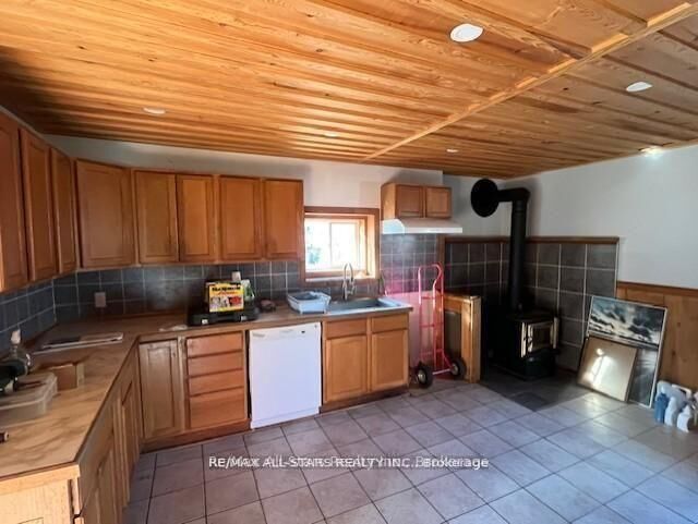 Property Photo: 211 Burnt River Road ON K0M 1C0