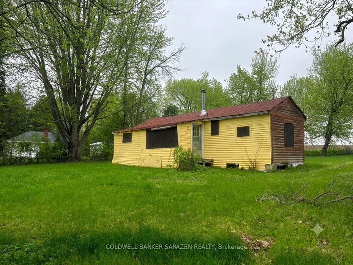 Property Photo:  143 Gypsy Lane  ON K7S 3G7 