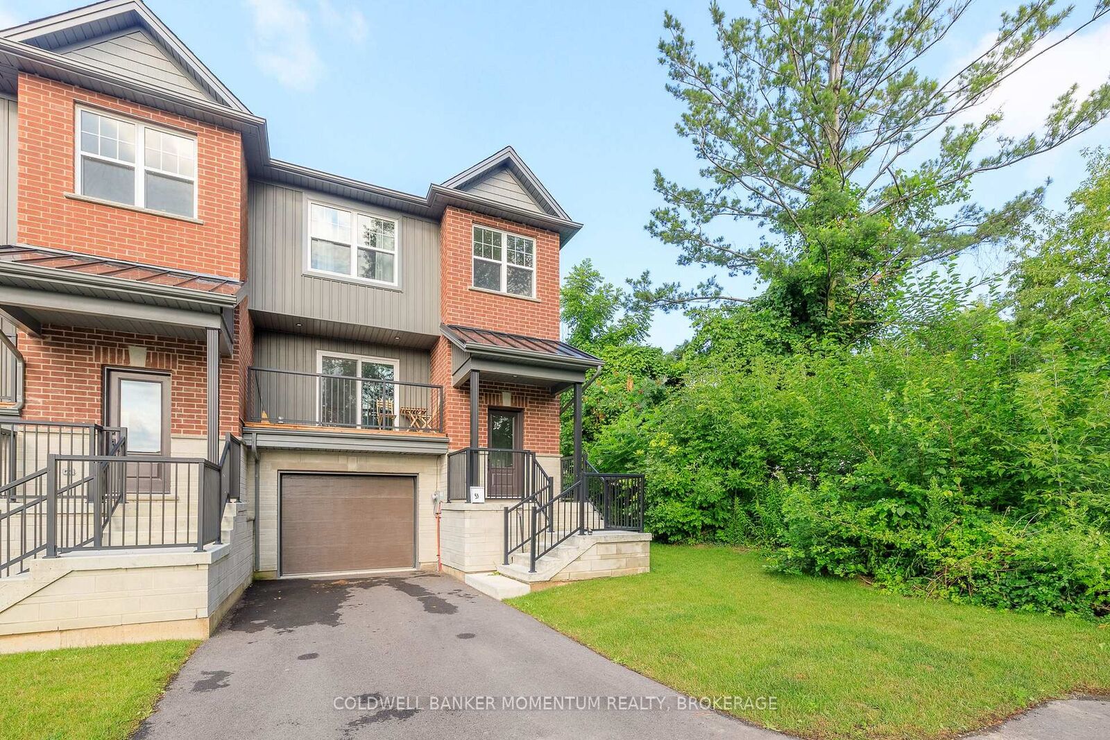 Property Photo: 153 B Moffatt Street B ON L2P 2L7