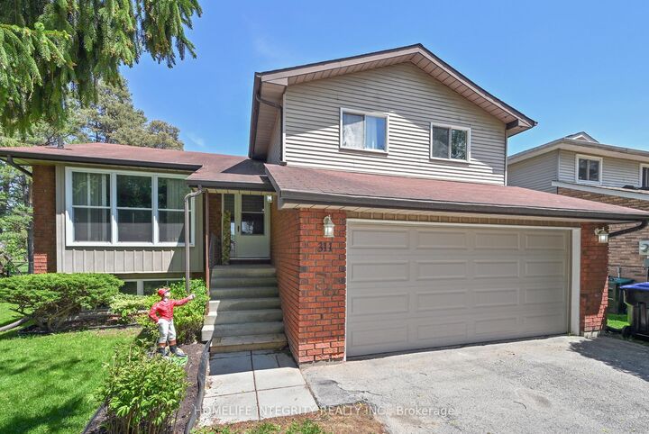 Property Photo: 311 Centre Street N ON L0G 1A0